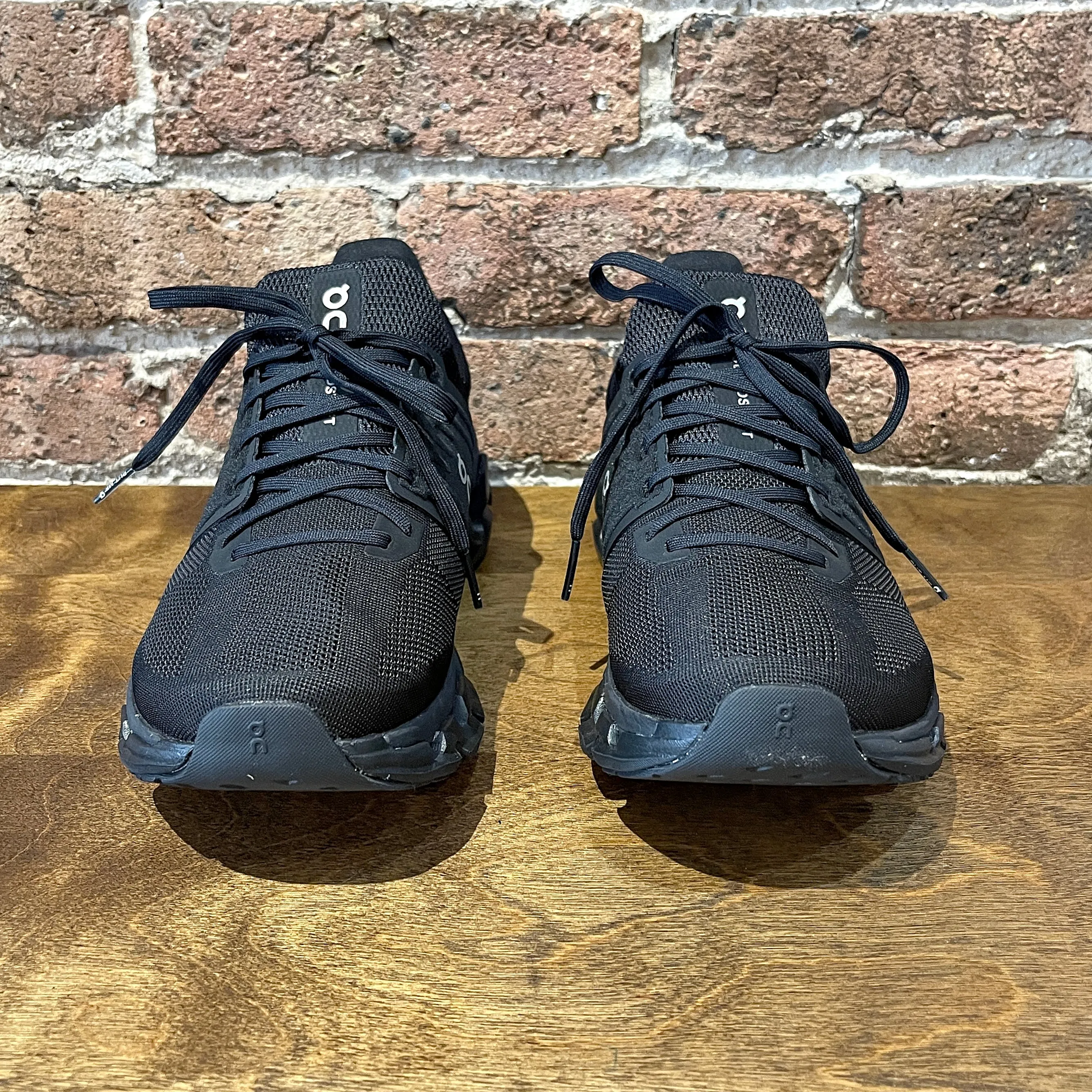Cloudswift 3 AD M All Black