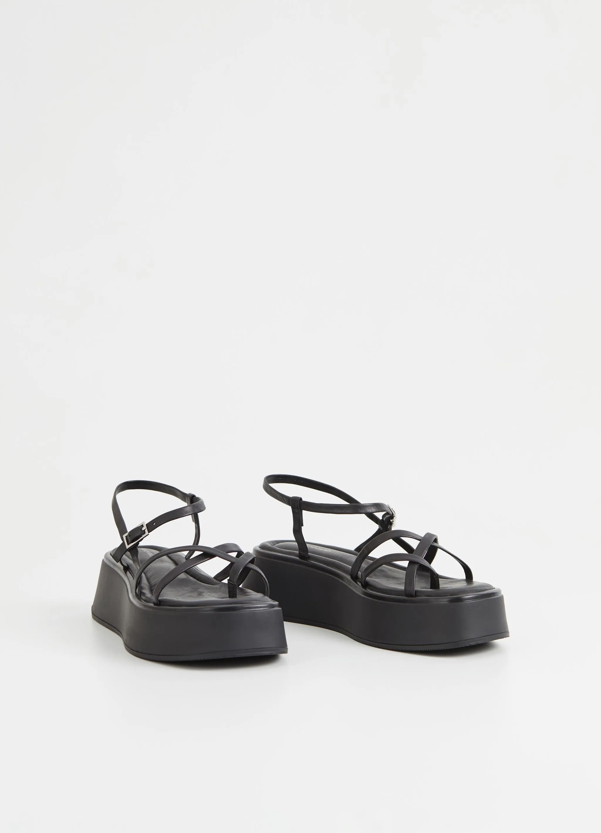 Courtney Sandals Black