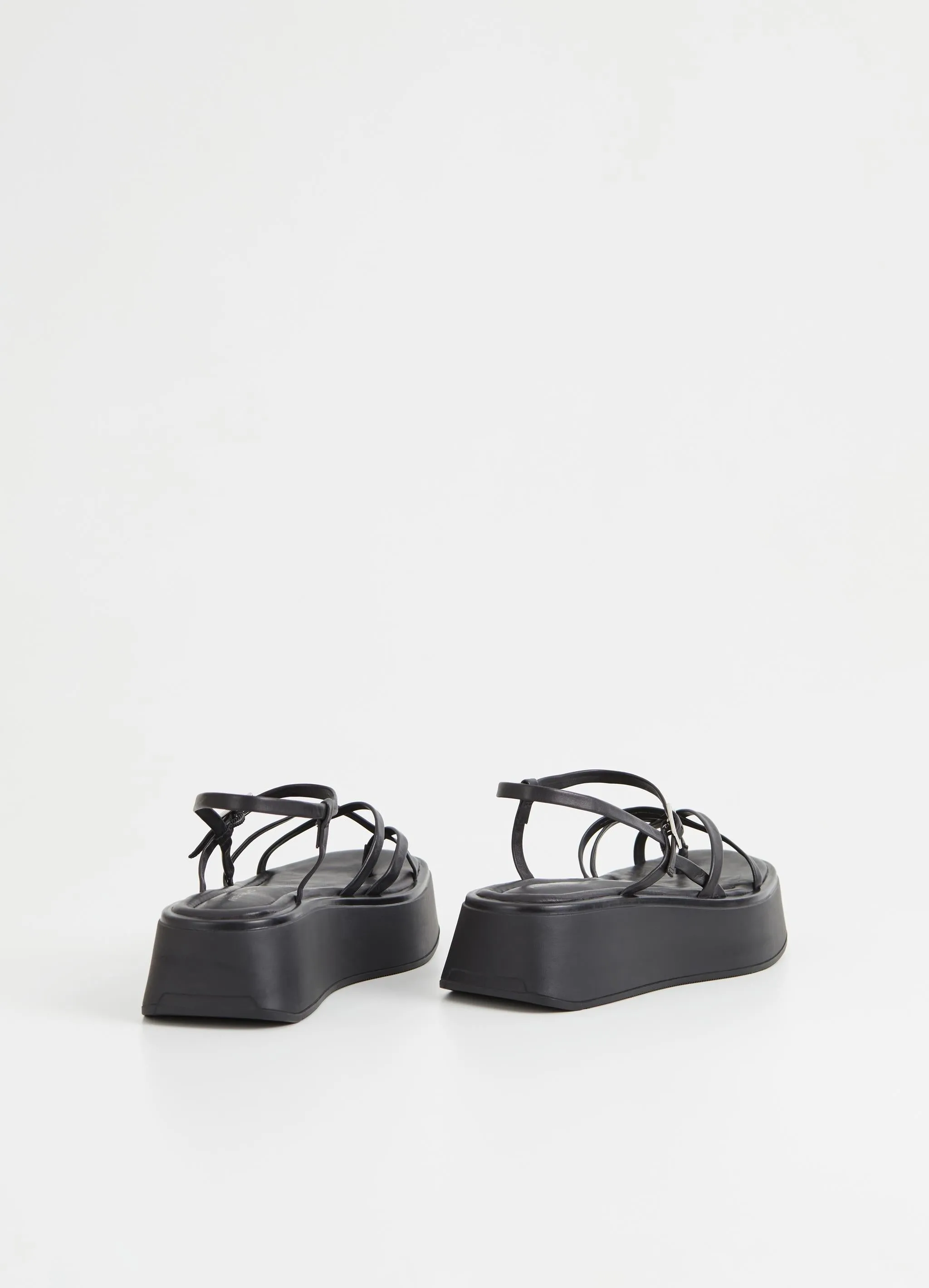 Courtney Sandals Black