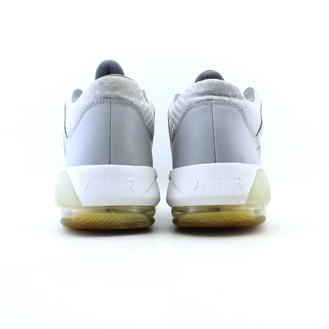 JORDAN  MAX AURA 3
