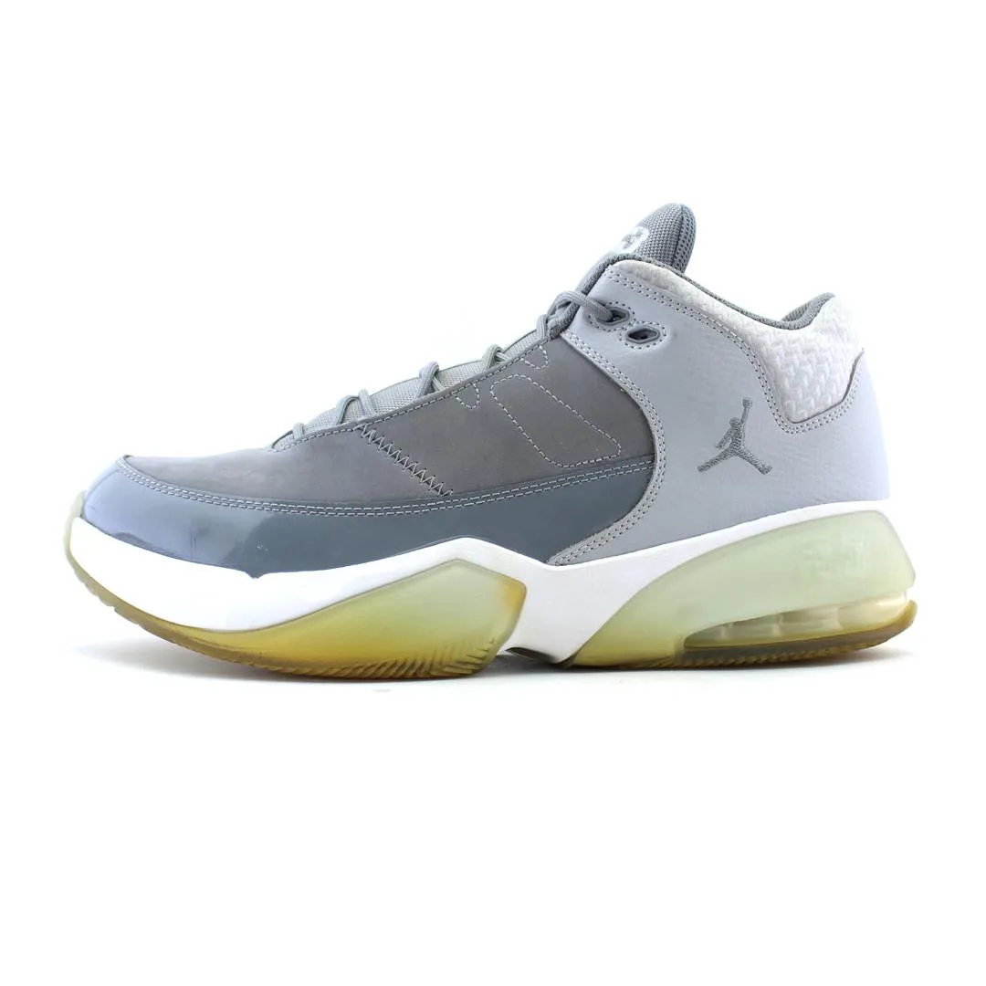 JORDAN  MAX AURA 3