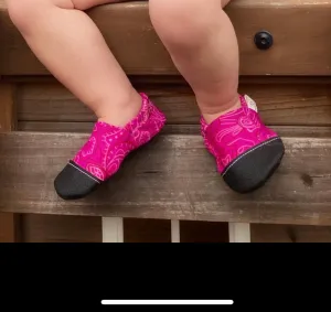 Magenta Paisley SPF 50 H2O Mocc