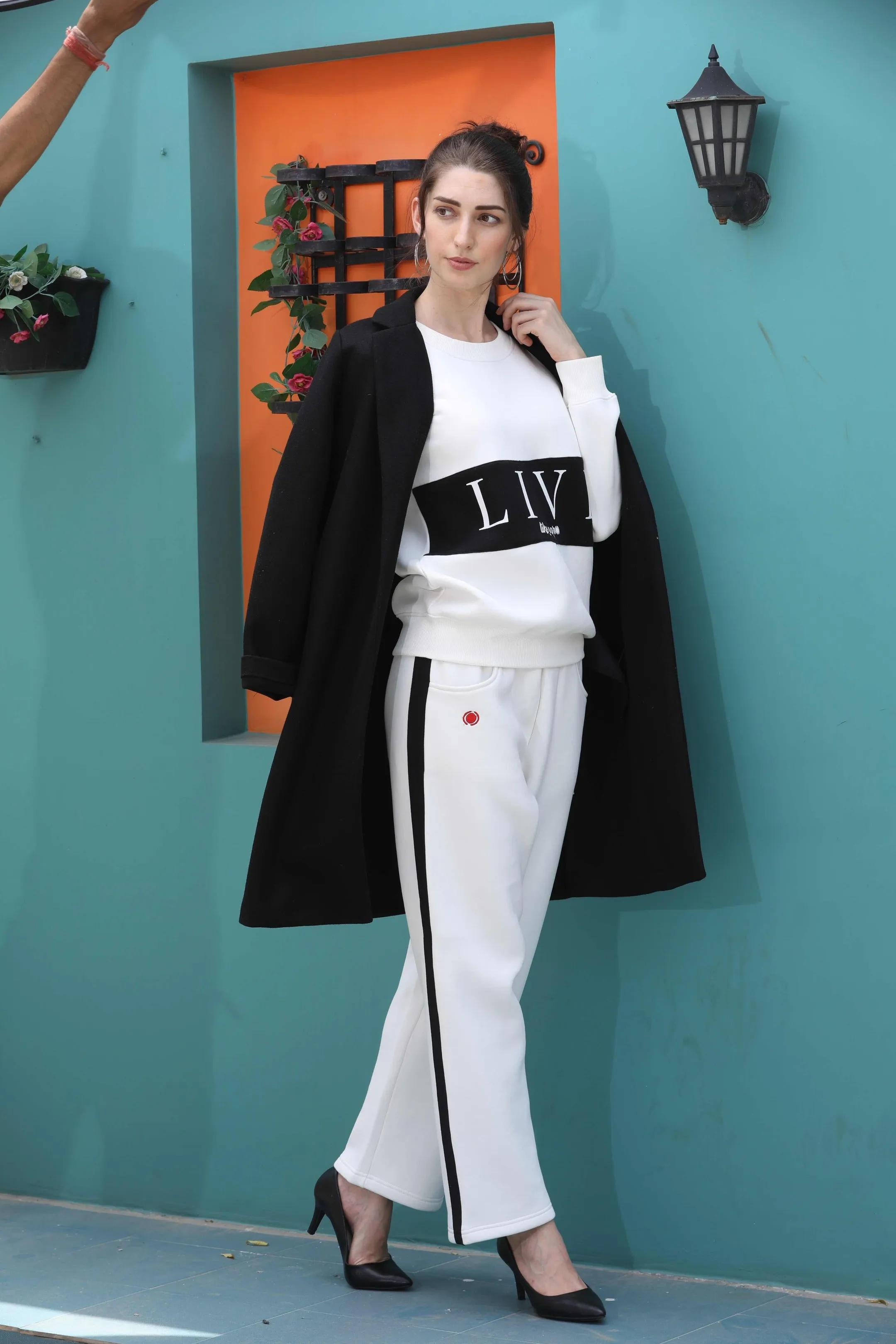 White Fleece Winter Co-ord: Live Like a Pro