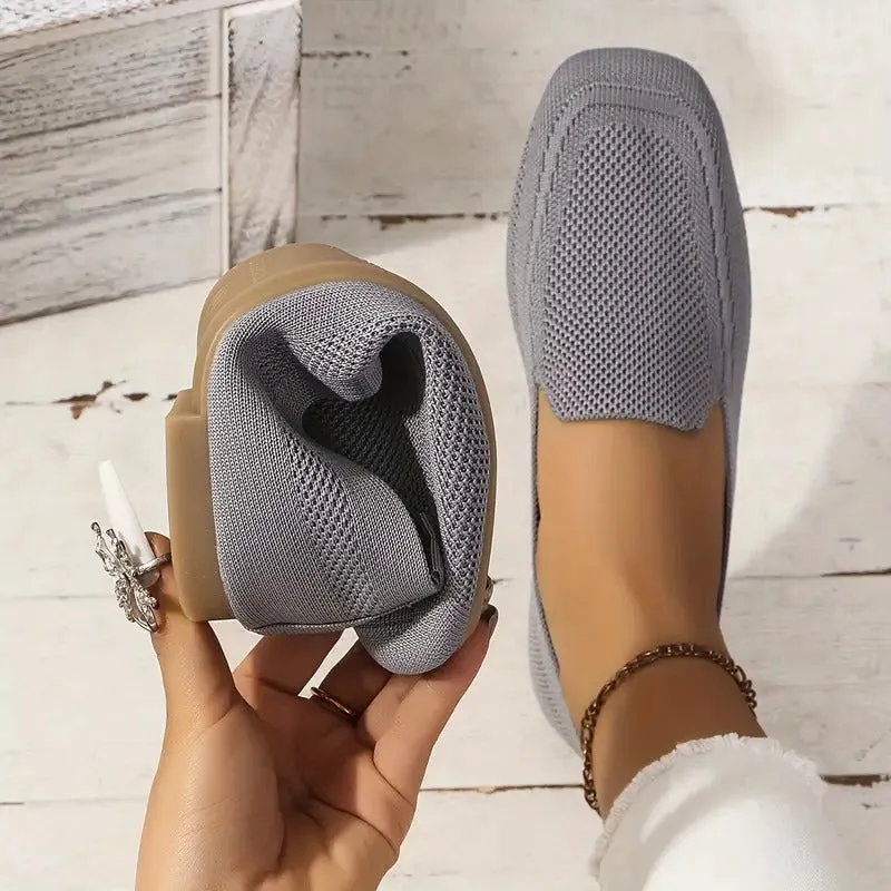 Women's Single Strap Flat Shoes, Breathable Square Head Large Size Wide Foot Shoes, Casual and Lightweight Walking Shoes   B143748